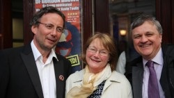 Carolynn with her husband and friend. Know about her personal life, marriage, husband, children, and more